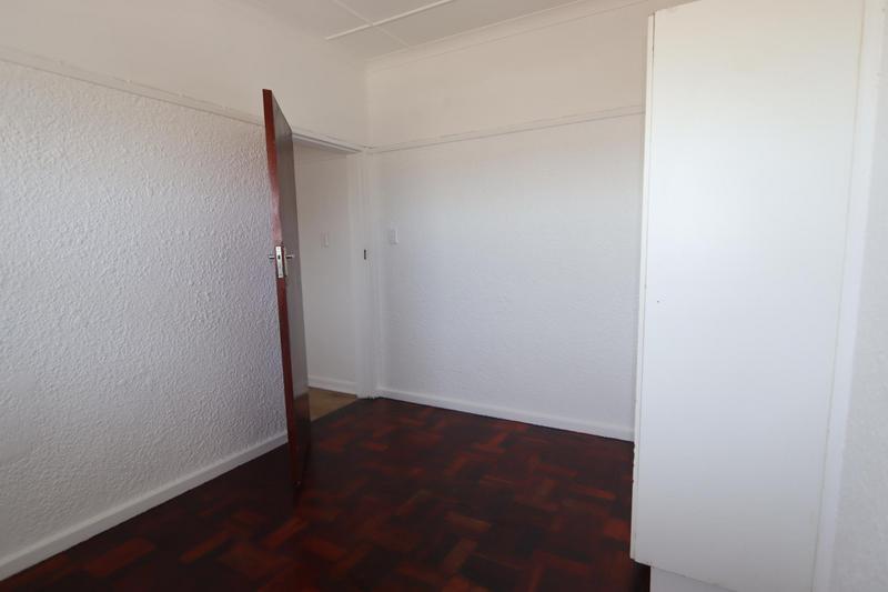 To Let 2 Bedroom Property for Rent in Lansdowne Western Cape